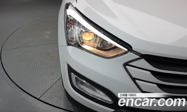 Hyundai Santa Fe (DM) Diesel(e-VGT) 2.0 2WD Premium 2013 — фото 22