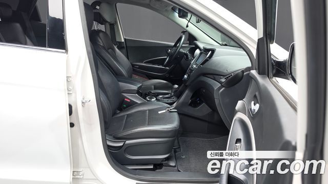 Hyundai Santa Fe (DM) Diesel(e-VGT) 2.0 2WD Premium 2013 — фото 26