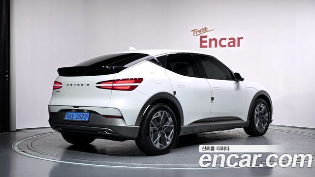 Genesis GV60 Standard AWD 2022 — фото 2