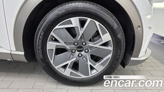 Genesis GV60 Standard AWD 2022 — фото 21