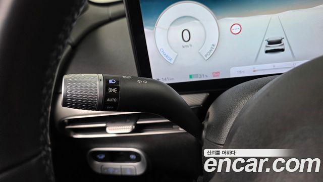 Genesis GV60 Standard AWD 2022 — фото 36