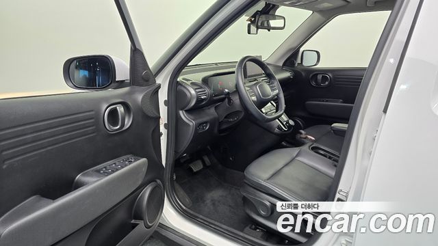 Hyundai Casper The Essential 2023 — фото 10
