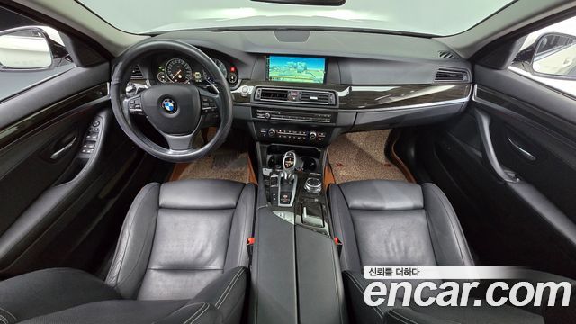 BMW 5 Series (F10) 528i Luxury Plus 2015 — фото 7