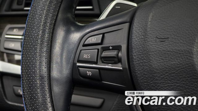 BMW 5 Series (F10) 528i Luxury Plus 2015 — фото 31