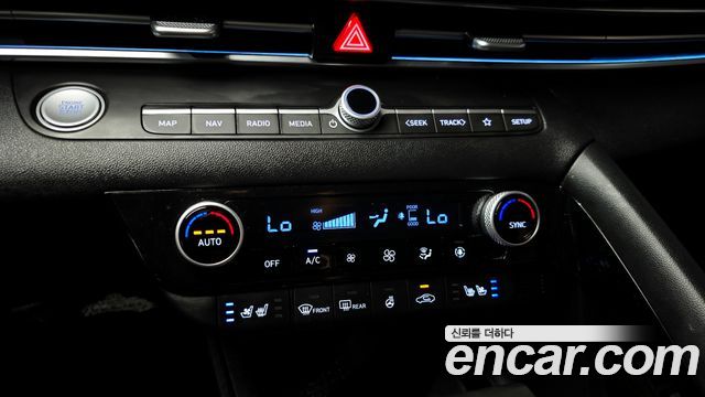 Hyundai Avante (CN7) 1.6 Inspiration 2021 — фото 37