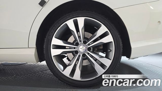Mercedes-Benz CLA-Class (C117) CLA200 d 2016 — фото 21