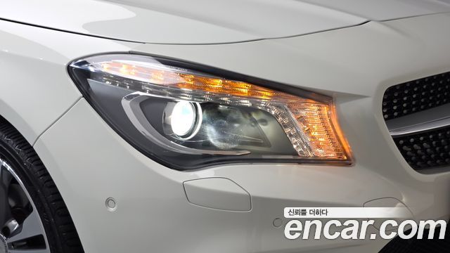 Mercedes-Benz CLA-Class (C117) CLA200 d 2016 — фото 22