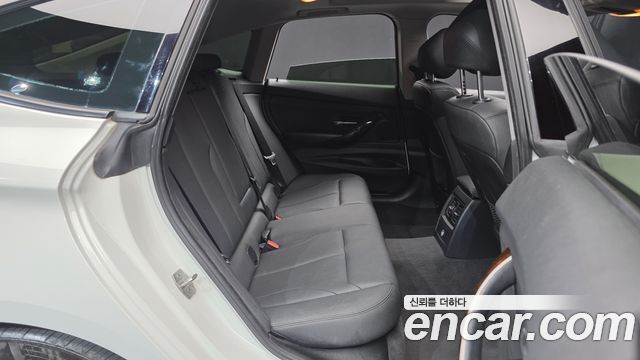 BMW 3 Series GT (F34) GT 320d 2015 — фото 12