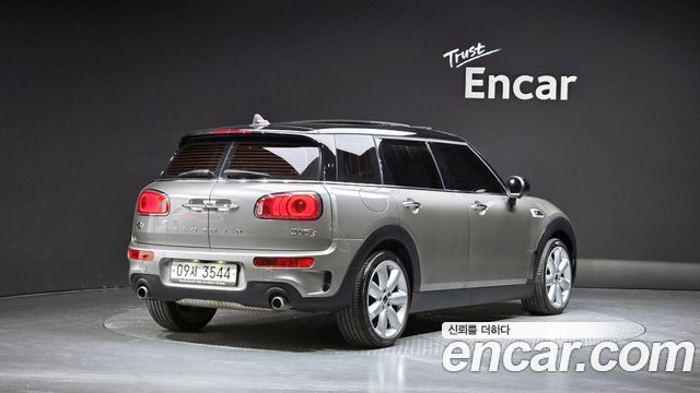 MINI Cooper Clubman Standard 2nd 2018 — фото 2