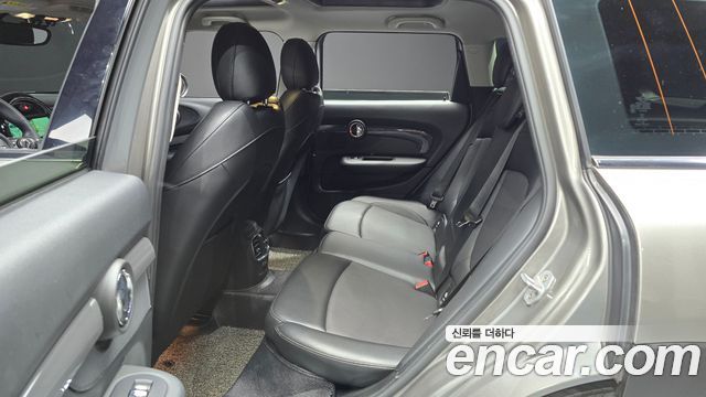 MINI Cooper Clubman Standard 2nd 2018 — фото 11