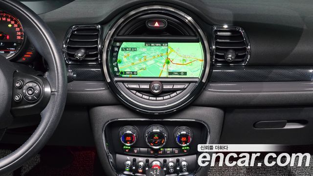 MINI Cooper Clubman Standard 2nd 2018 — фото 19