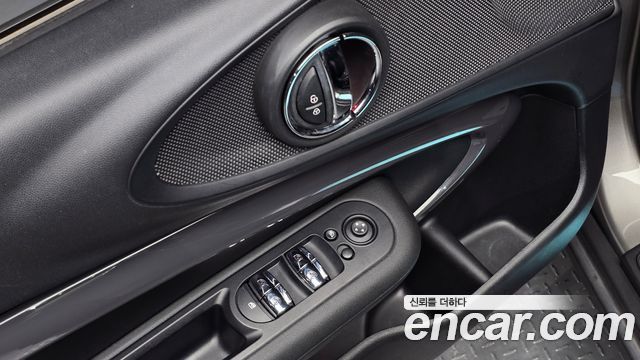 MINI Cooper Clubman Standard 2nd 2018 — фото 20