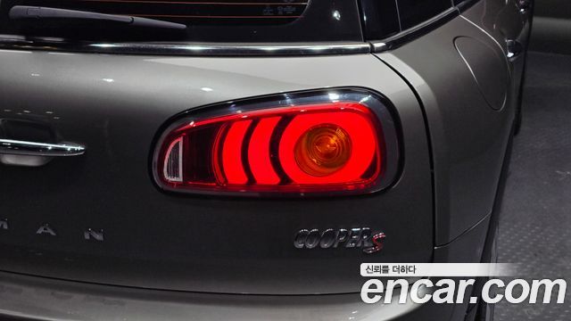 MINI Cooper Clubman Standard 2nd 2018 — фото 23