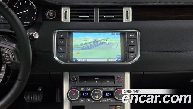 Land Rover Range Rover Evoque 2.0 Si4 HSE 2016 — фото 16