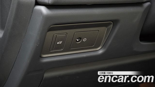 Land Rover Range Rover Evoque 2.0 Si4 HSE 2016 — фото 18