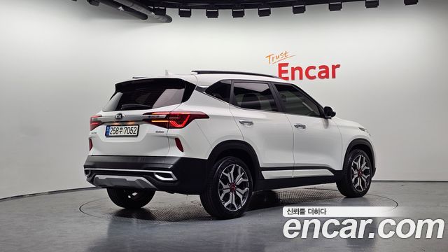 Kia Seltos Gasoline 1.6 Turbo 2WD Signature 2022 — фото 2