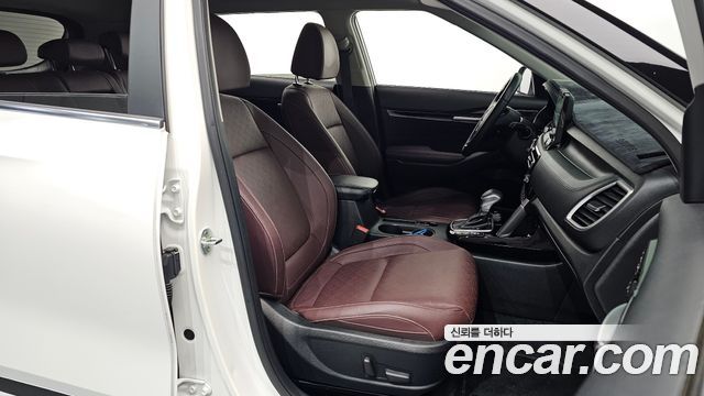 Kia Seltos Gasoline 1.6 Turbo 2WD Signature 2022 — фото 11