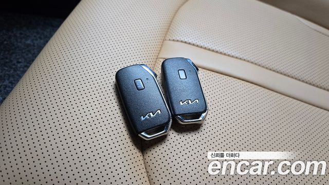 Kia K5 Hybrid (III) Trendy 2023 — фото 16