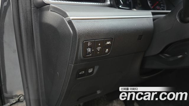 Kia K5 Hybrid (III) Trendy 2023 — фото 19