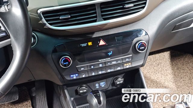 Hyundai Tucson Diesel 2.0 2WD Modern 2019 — фото 18
