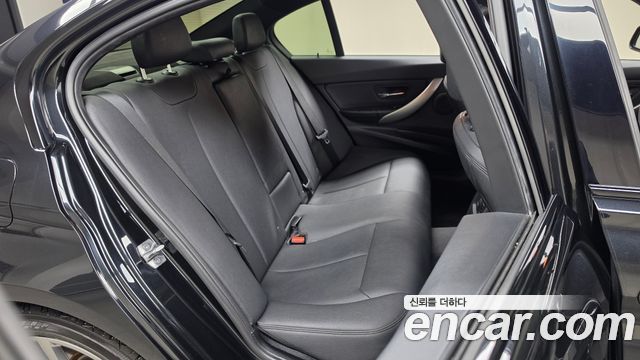 BMW 3 Series (F30) 320d M Performence Edition 2015 — фото 16