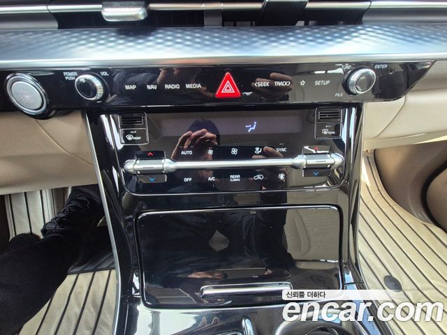 Kia Carnival (IV) Gasoline 7-Seater Hi-Limousine Signature 2023 — фото 10
