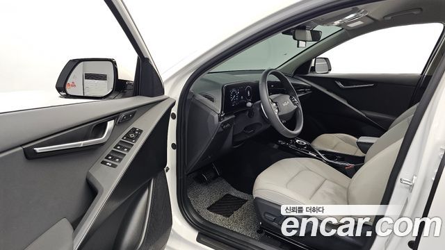 Kia Niro Signature 2025 — фото 10