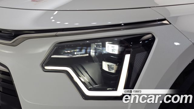 Kia Niro Signature 2025 — фото 22