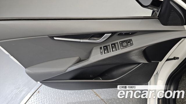 Kia Niro Signature 2025 — фото 24