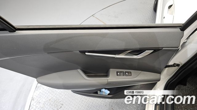 Kia Niro Signature 2025 — фото 25