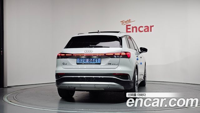Audi Q4 e-tron (F4) 45 Premium 2025 — фото 4
