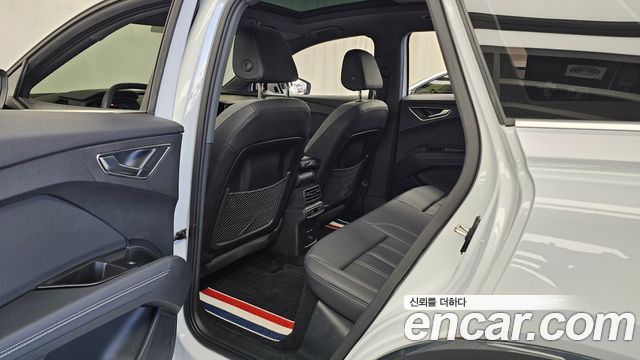 Audi Q4 e-tron (F4) 45 Premium 2025 — фото 11