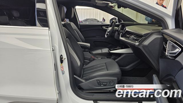 Audi Q4 e-tron (F4) 45 Premium 2025 — фото 26
