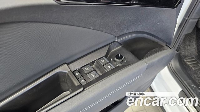 Audi Q4 e-tron (F4) 45 Premium 2025 — фото 30