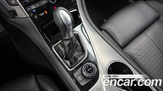 Infiniti Q50 3.5 Hybrid Essence 2015 — фото 9