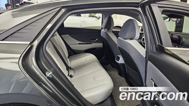 Hyundai Avante (CN7) 1.6 Inspiration 2022 — фото 12