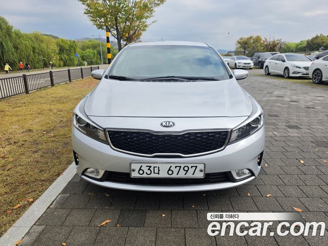 Kia K3 Deluxe 2018 — фото 2