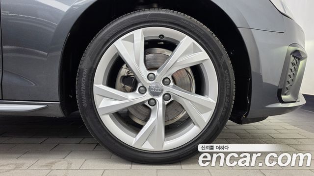 Audi A4 (B9) 40 TFSI Premium 2020 — фото 21