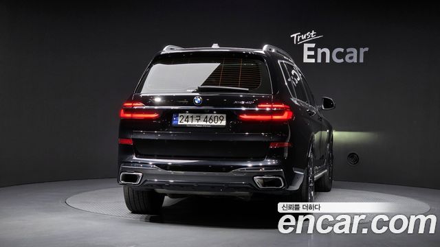 BMW X7 (G07) xDrive 40i M Sport 7STR 2024 — фото 4