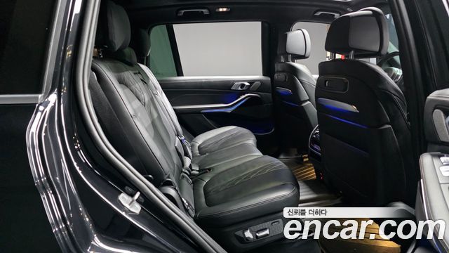 BMW X7 (G07) xDrive 40i M Sport 7STR 2024 — фото 15