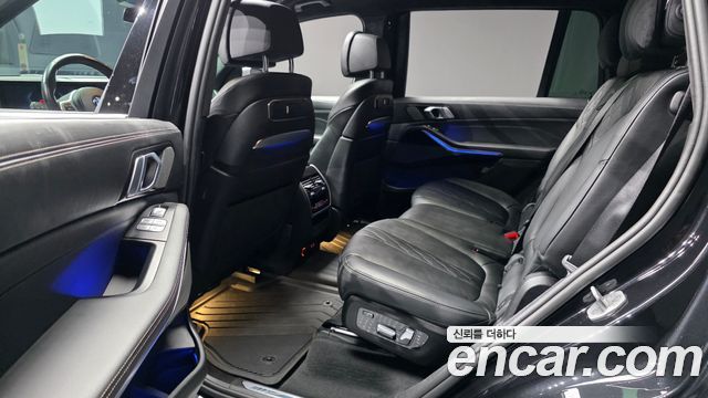 BMW X7 (G07) xDrive 40i M Sport 7STR 2024 — фото 16
