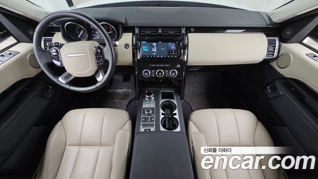 Land Rover Discovery 5 2.0 SD4 SE 2020 — фото 7