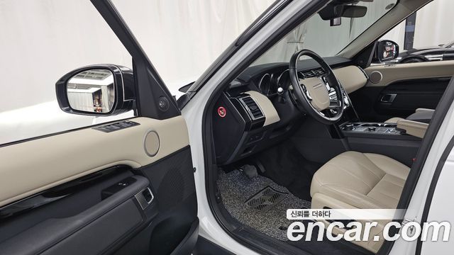 Land Rover Discovery 5 2.0 SD4 SE 2020 — фото 10