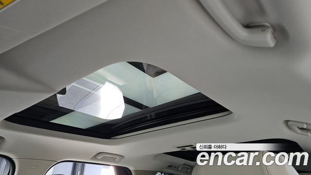Land Rover Discovery 5 2.0 SD4 SE 2020 — фото 18