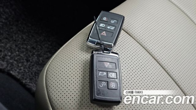 Land Rover Discovery 5 2.0 SD4 SE 2020 — фото 28