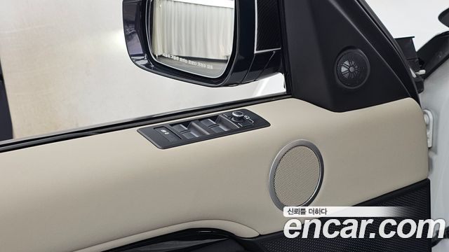 Land Rover Discovery 5 2.0 SD4 SE 2020 — фото 33
