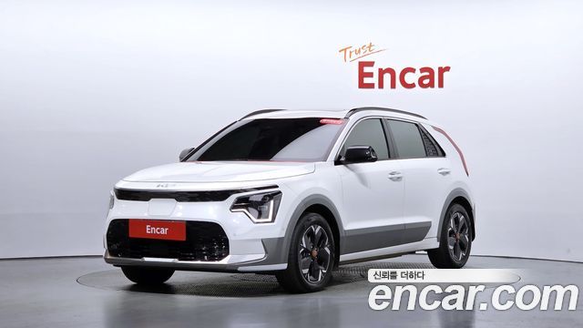 Kia Niro EV Earth 2024 — фото 11