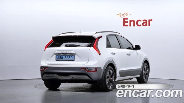 Kia Niro EV Earth 2024 — фото 2