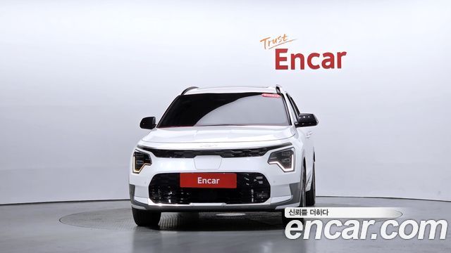 Kia Niro EV Earth 2024 — фото 3