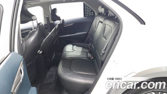Kia Niro EV Earth 2024 — фото 16